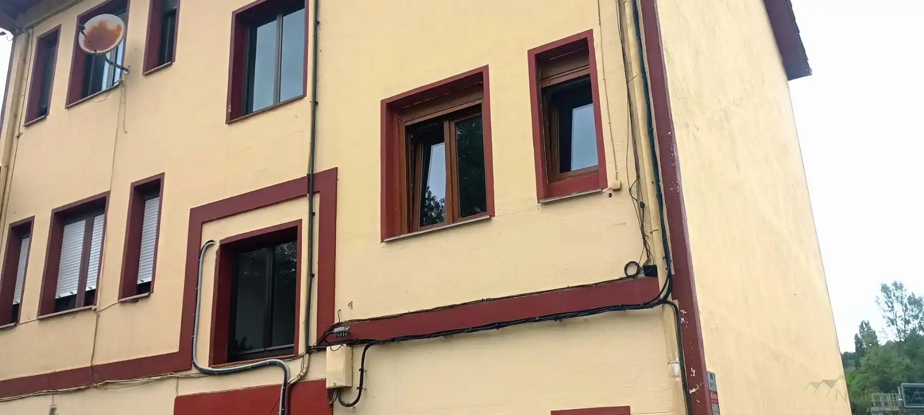 Vista exterior de Apartament en venda en Oviedo  amb Calefacció i Moblat