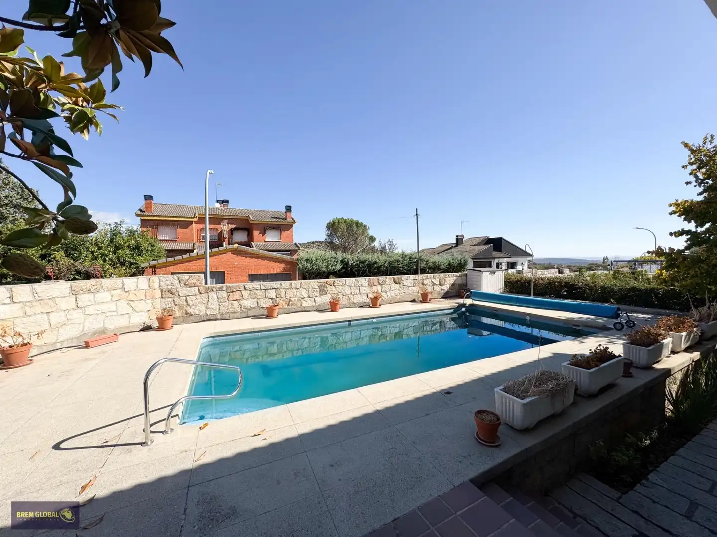 Swimming pool of Houses for sale in La Cabrera  with Heating, Private garden and Swimming Pool