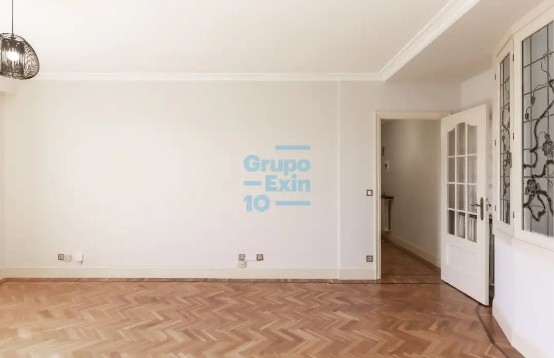 Sala de estar de Piso de alquiler en Donostia - San Sebastián  con Balcón