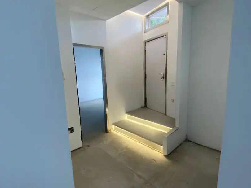 Local en venta en Marbella con Aire acondicionado, Calefacción y Alarma