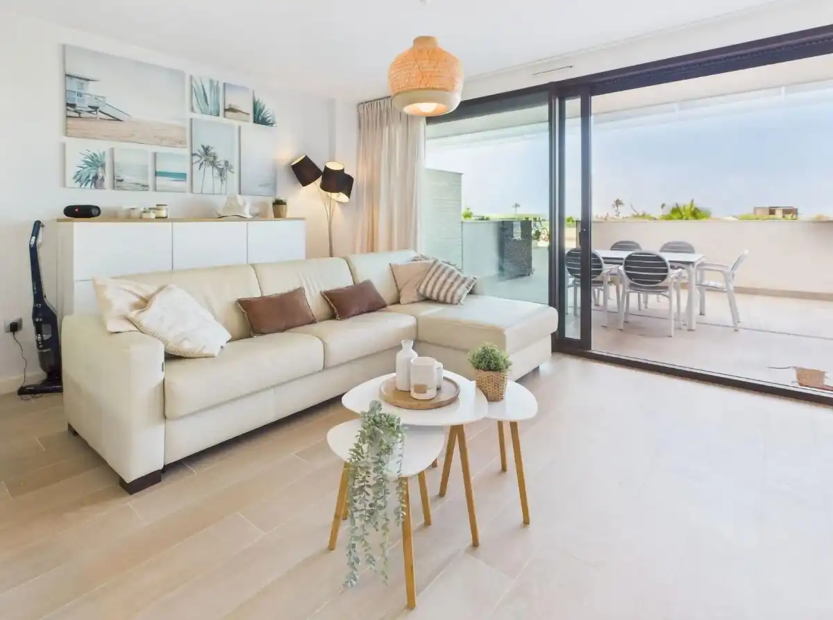 Sala d'estar de Apartament en venda en Cartagena amb Parquet, Terrassa i Balcó
