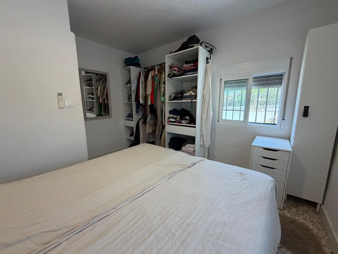 Dormitori de Casa o xalet en venda en Pedralba amb Aire condicionat, Jardí privat i Terrassa
