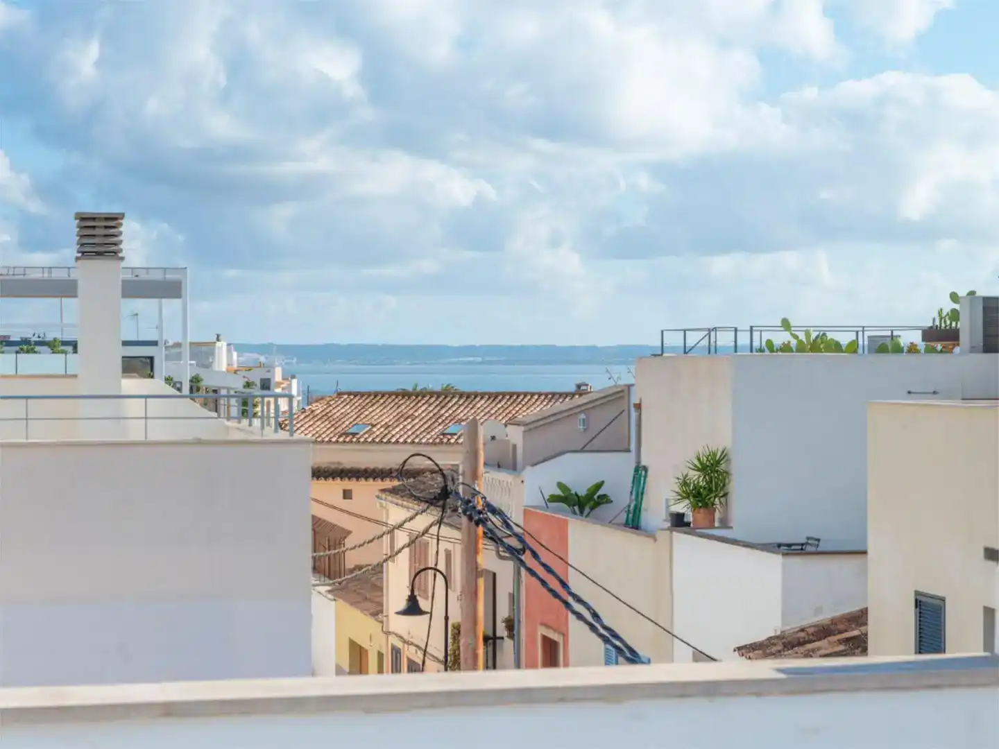 Vista exterior de Casa adosada en venda en  Palma de Mallorca amb Aire condicionat