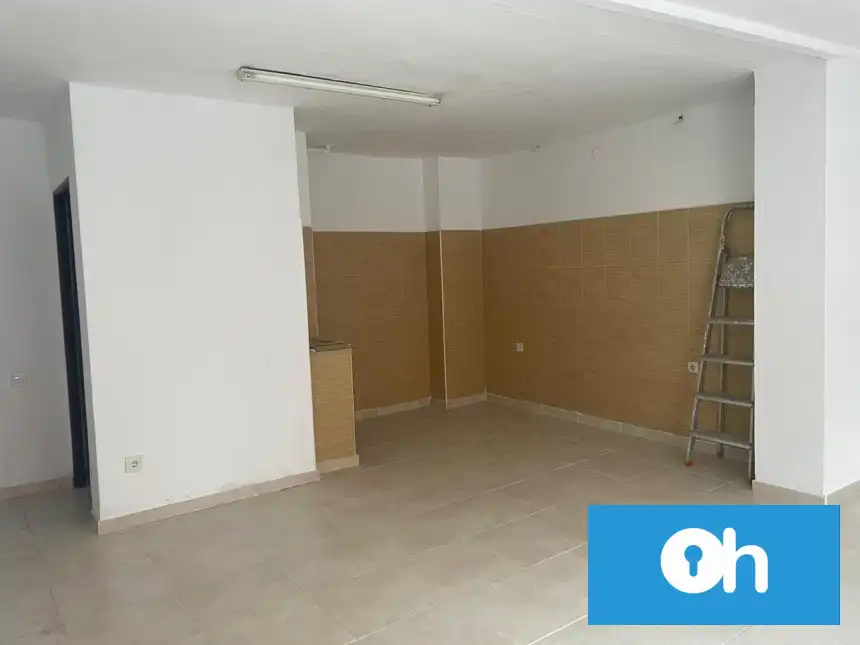 Local comercial en venda a Nuevo Parque - Los Rosales - Tráfico Pesado, imagen 3