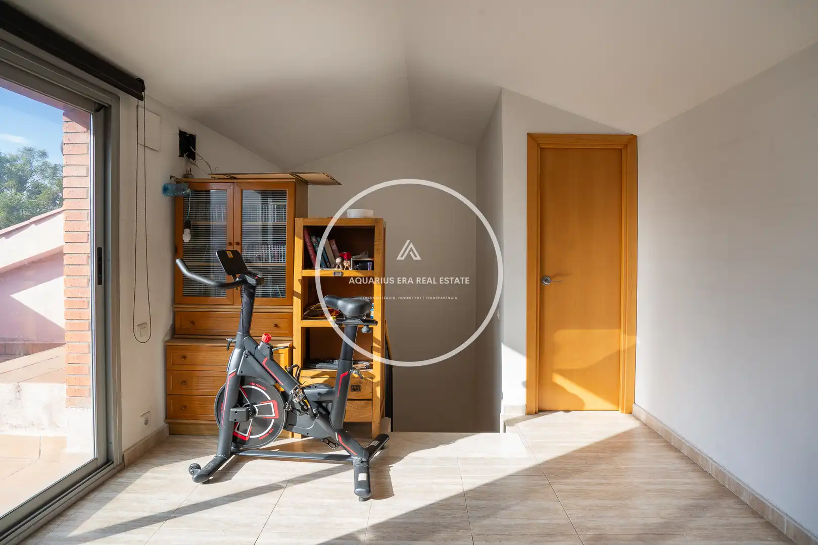 Bedroom of Detached homes for sale in Vic  with Heating, Private garden and Parquet flooring