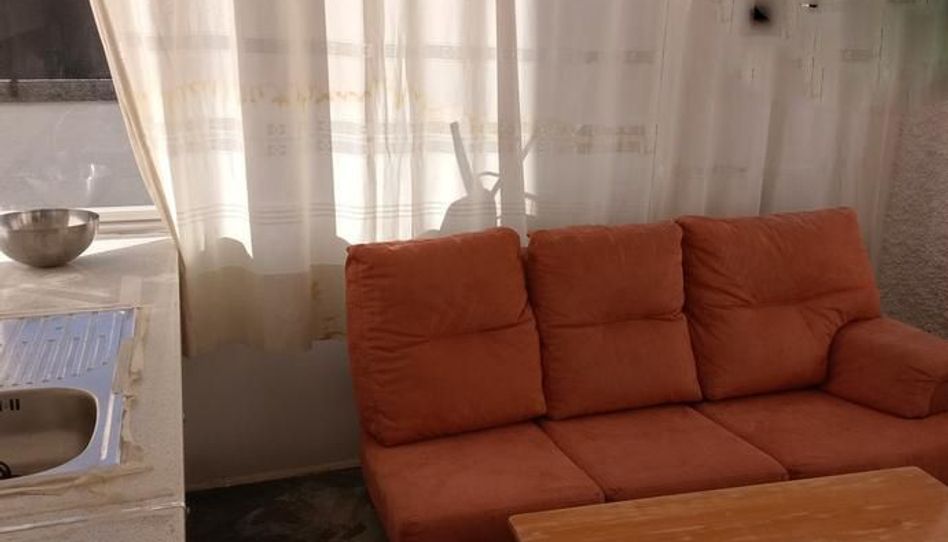 Apartamento de alquiler en Centro - Imagen 2