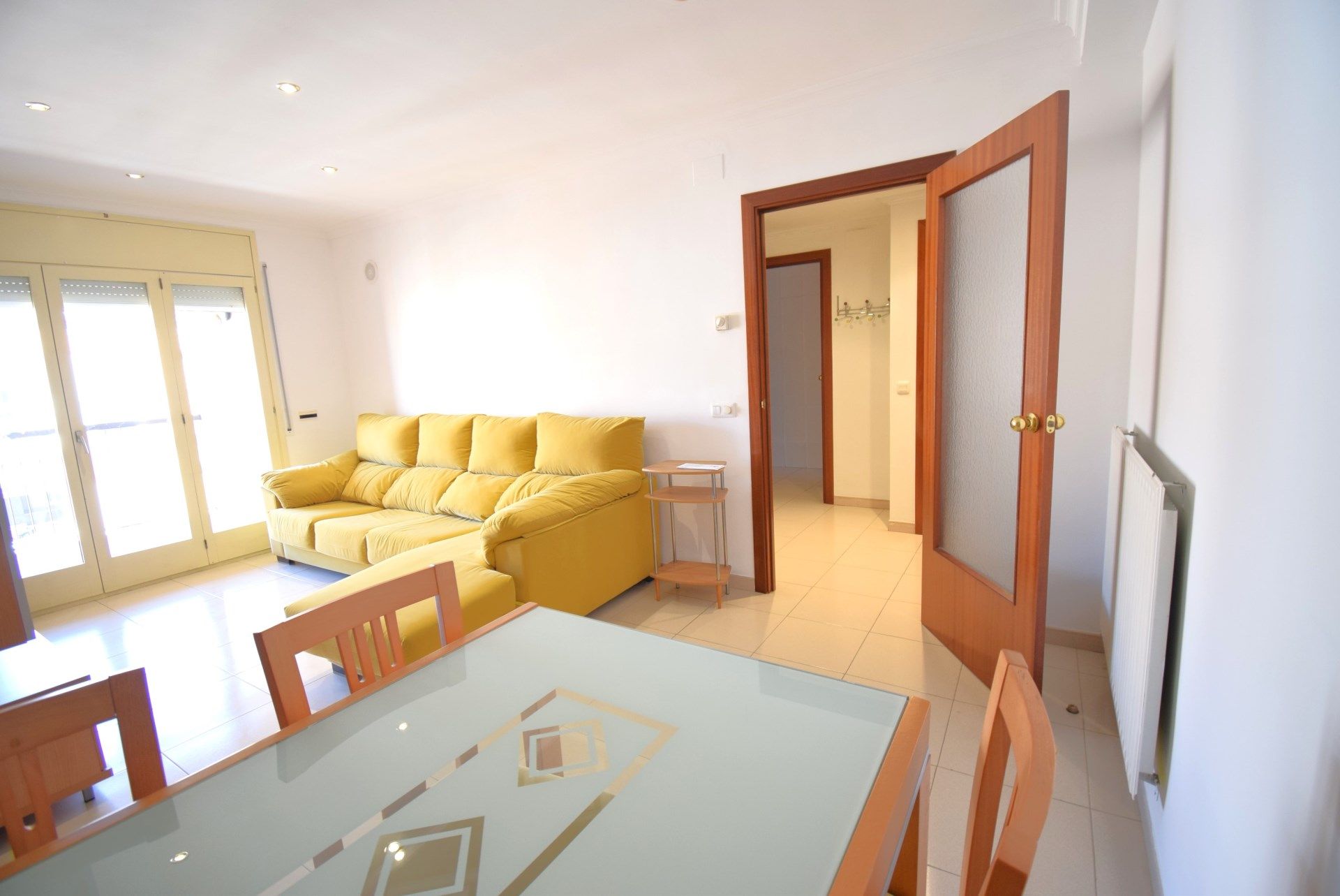 Living room of Flat to rent in Girona Capital  with Heating, Terrace and Furnished