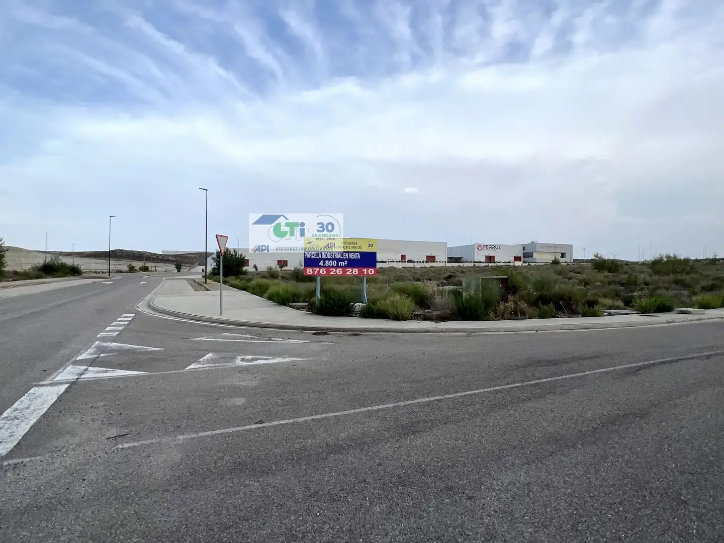 Vista exterior de Residencial en venda en Zaragoza