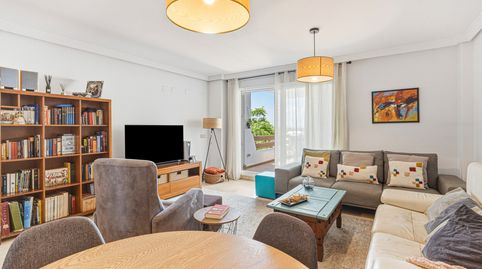Foto 3 de Apartamento en venta en La Concha - Resina Golf, Estepona