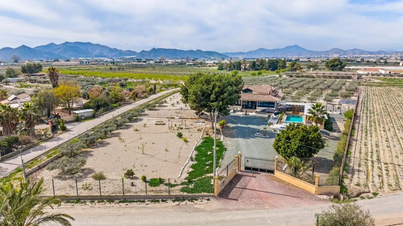 Finca rústica en venta en Murcia con Terraza, Trastero y Piscina