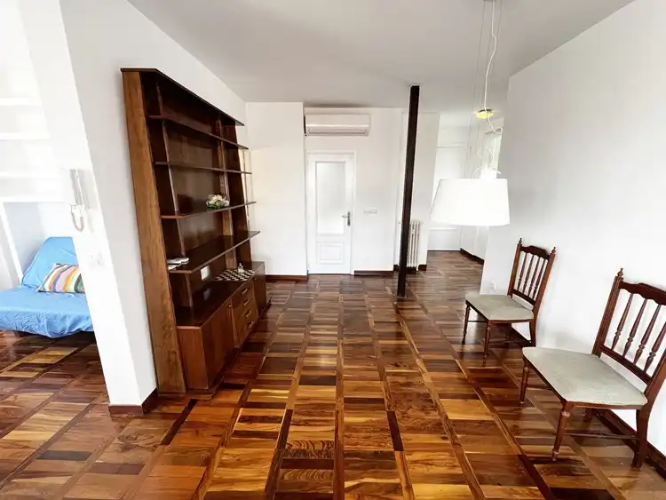 Sala de estar de Ático de alquiler en Madrid con Aire acondicionado, Calefacción y Parquet