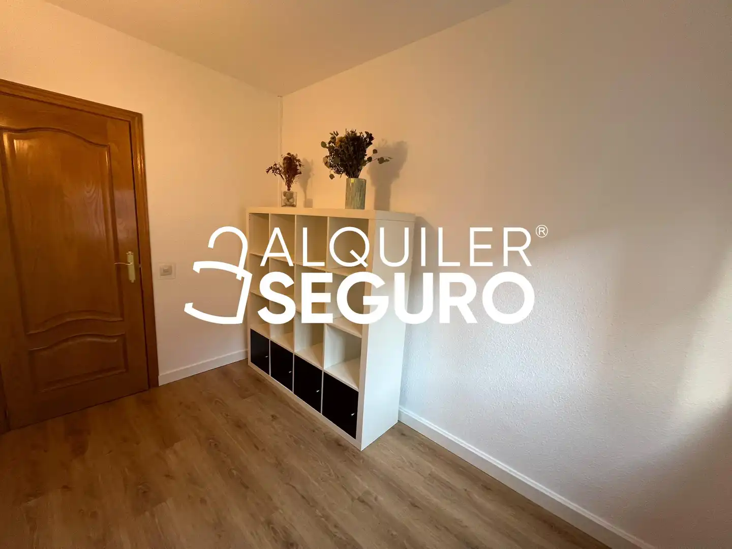 Habitación de Piso de alquiler en Madrid con Calefacción y Amueblado