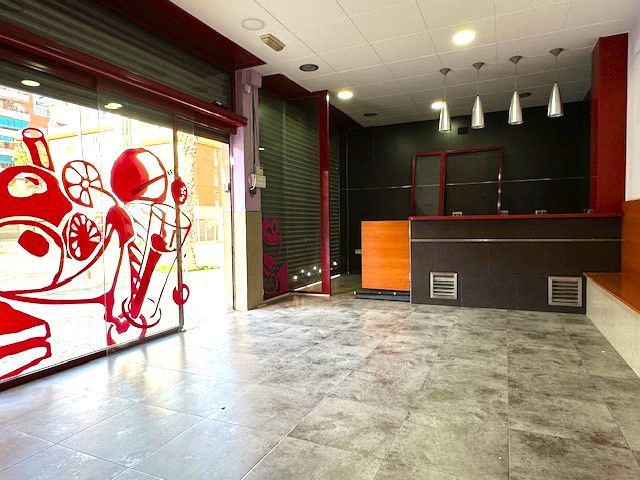 Local en venda en Sant Boi de Llobregat