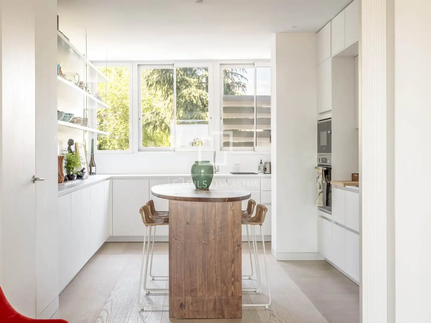Kitchen of Flat for rent in Madrid  with Air Conditioner, Heating and Private garden
