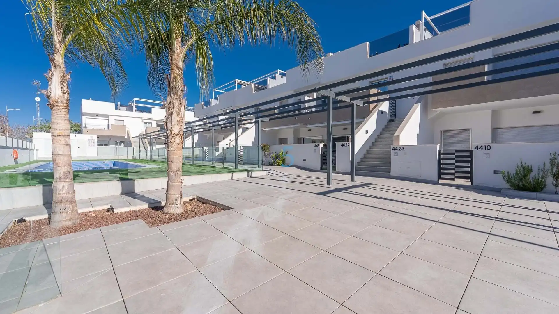 Terraza de Piso en venta en Pilar de la Horadada con Aire acondicionado, Calefacción y Piscina