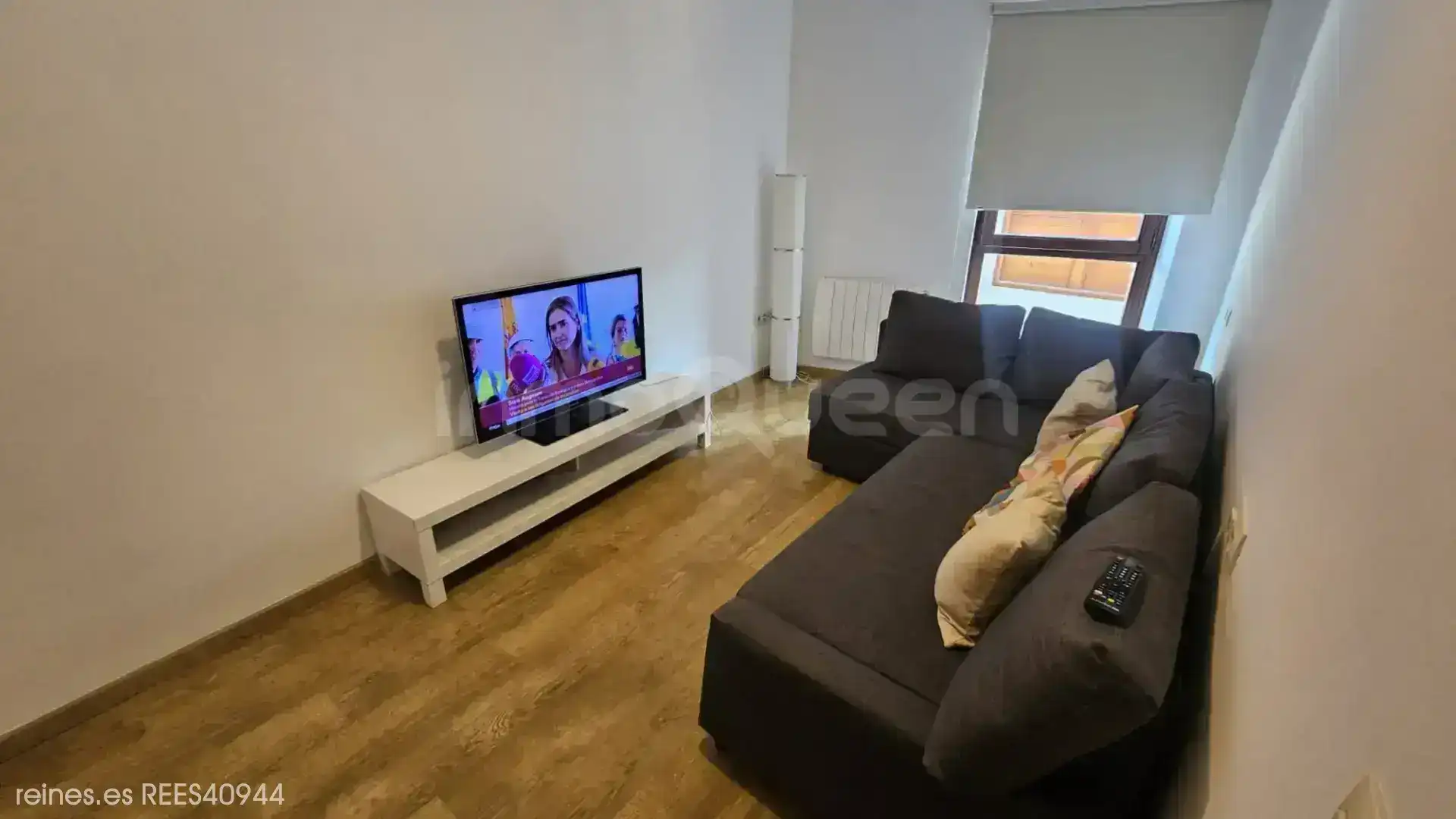 Sala d'estar de Pis en venda en Ribadedeva amb Calefacció