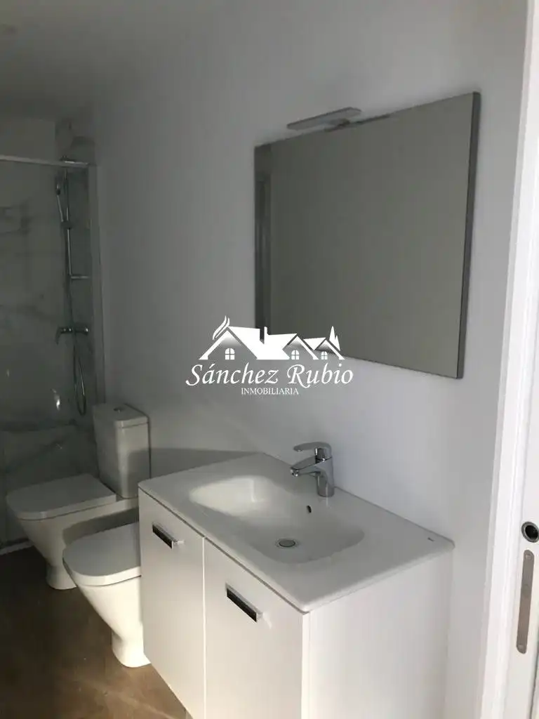 Baño de Piso de alquiler en Galapagar con Aire acondicionado, Calefacción y Terraza