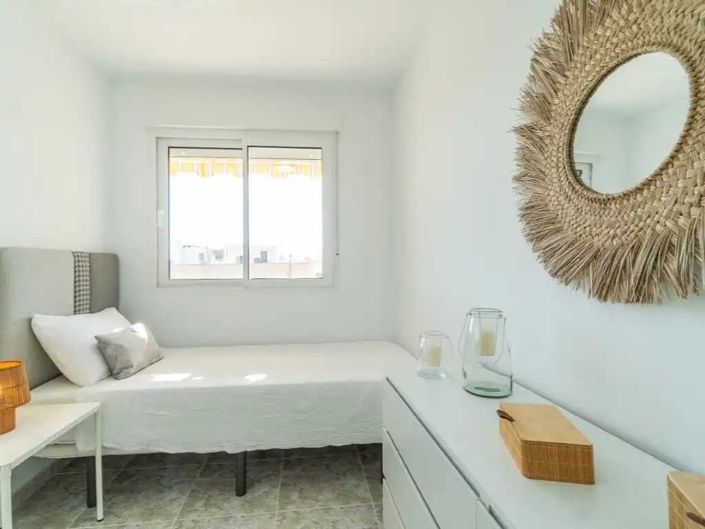 Bedroom of Apartments for sale in Torrevieja  with Air Conditioner, Furnished and Oven