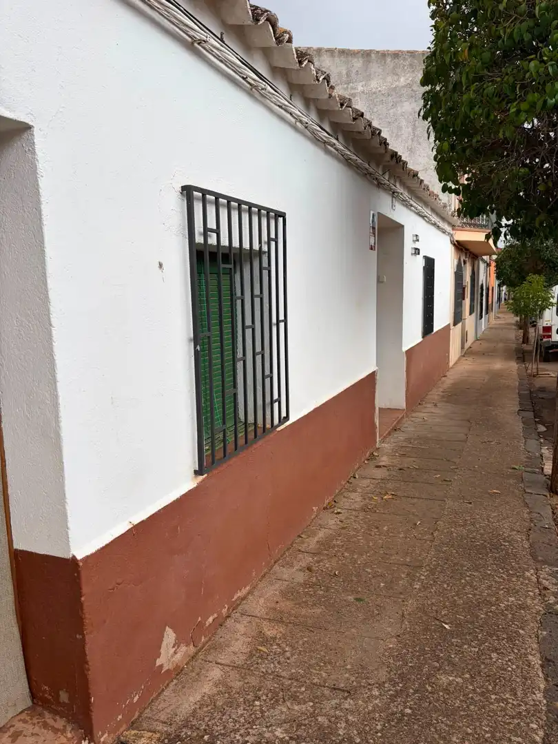 Exterior view of Houses for sale in San Carlos del Valle