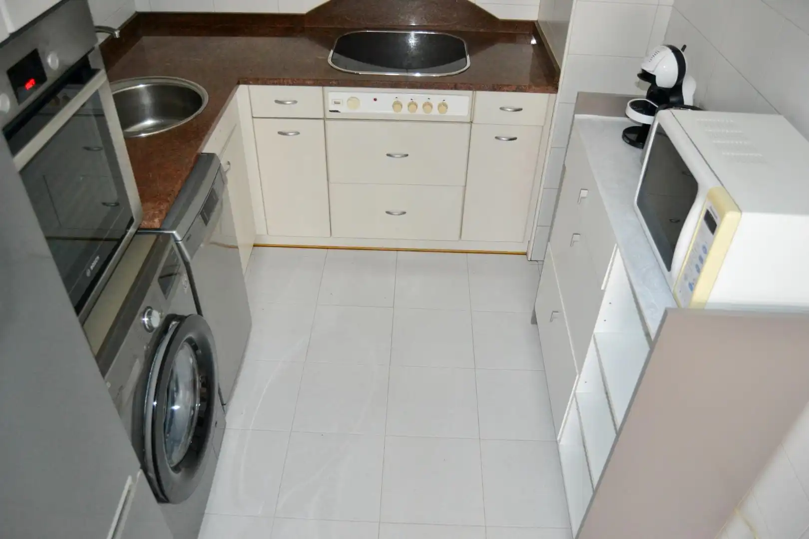 Cocina de Piso en venta en  Pamplona / Iruña con Parquet y Trastero