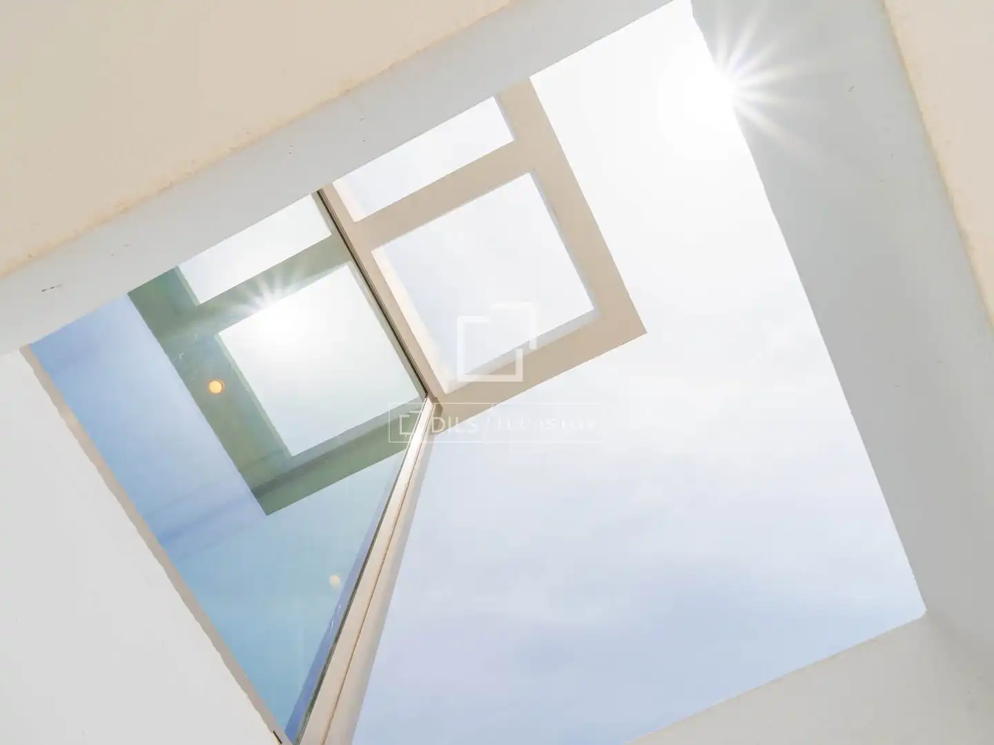 Exterior view of Houses for sale in Torrent  with Air Conditioner, Private garden and Terrace