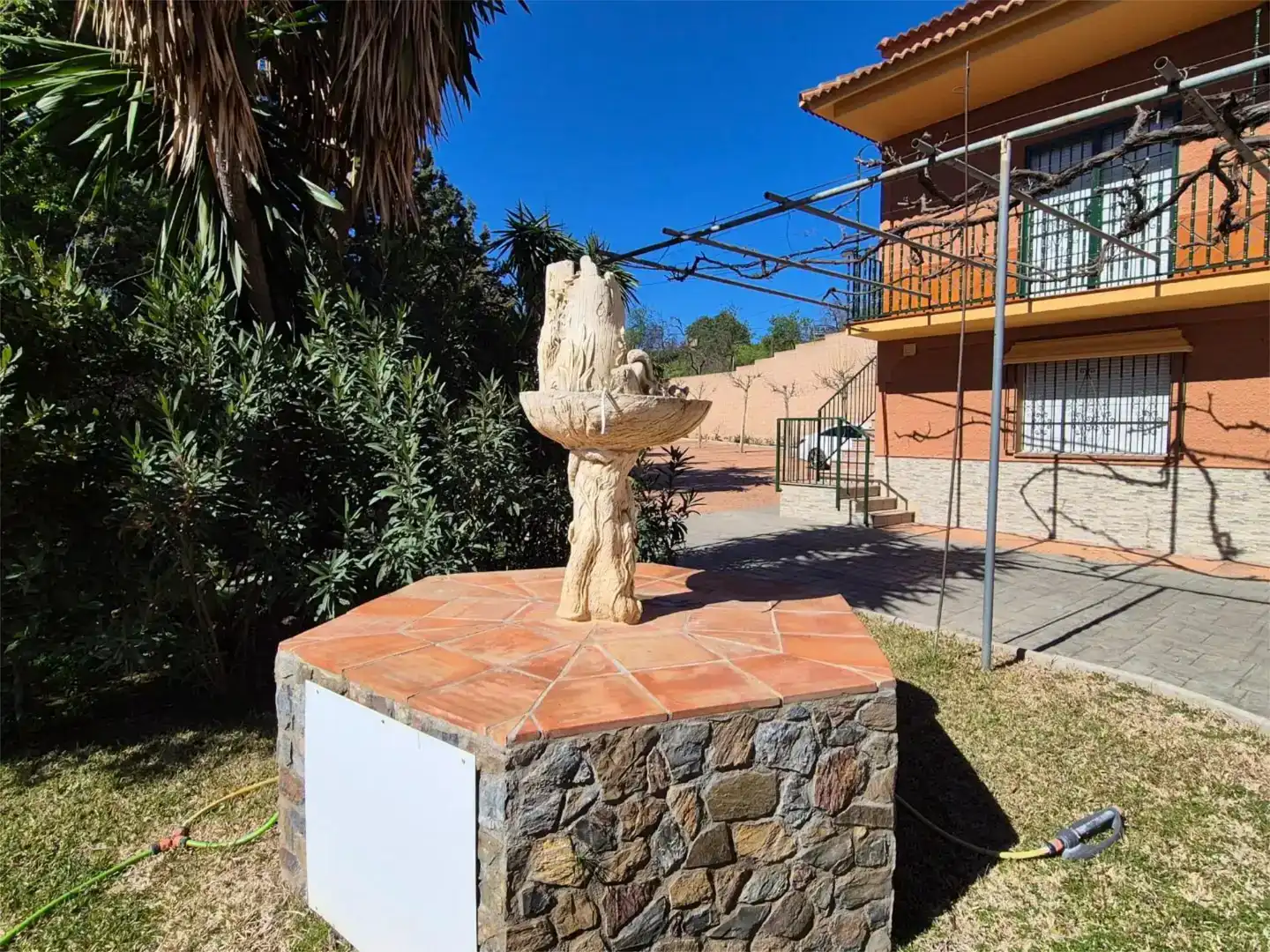 Jardí de Casa o xalet en venda en Cártama amb Aire condicionat, Piscina i Balcó