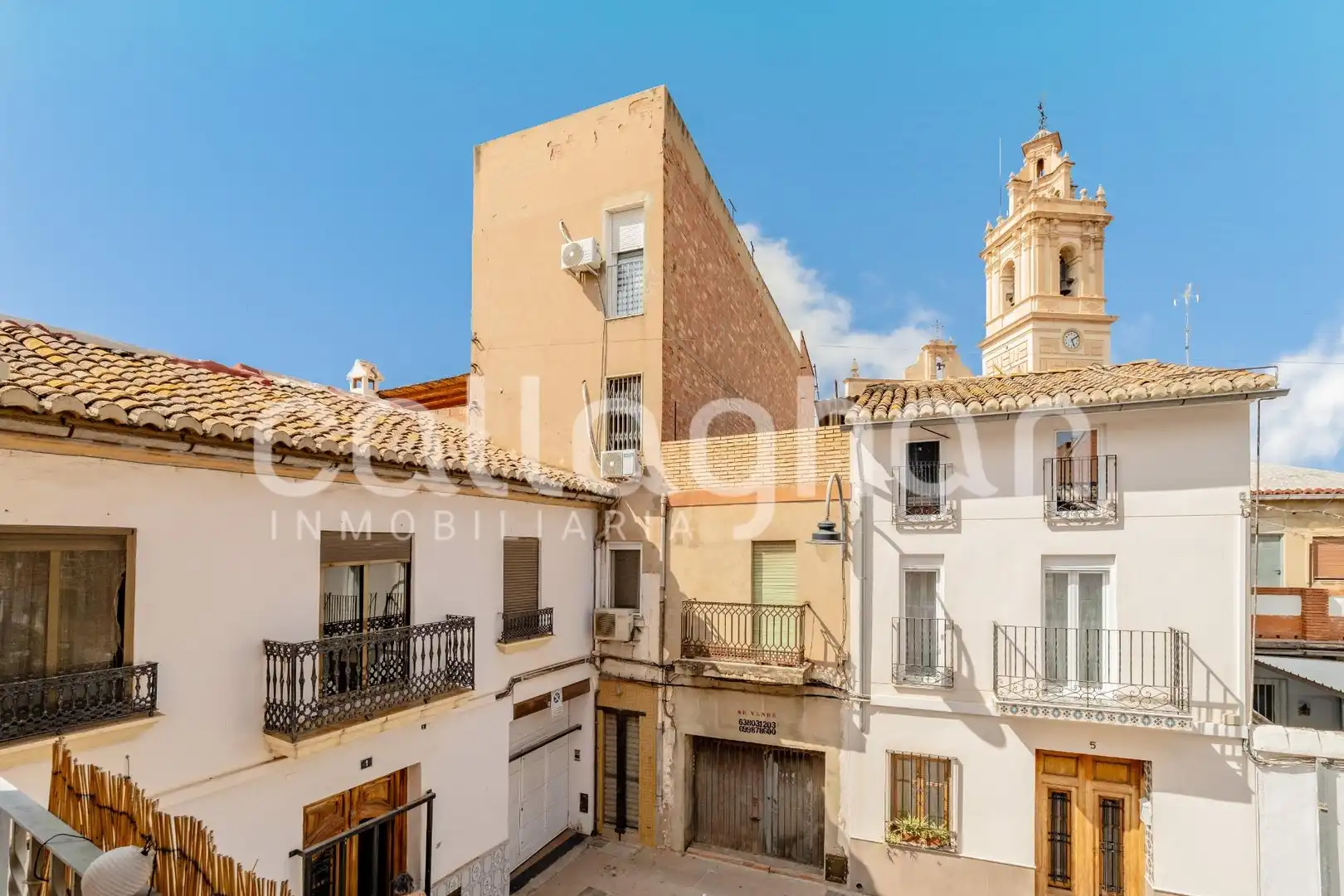 Vista exterior de Casa o xalet en venda en Museros amb Aire condicionat, Calefacció i Terrassa