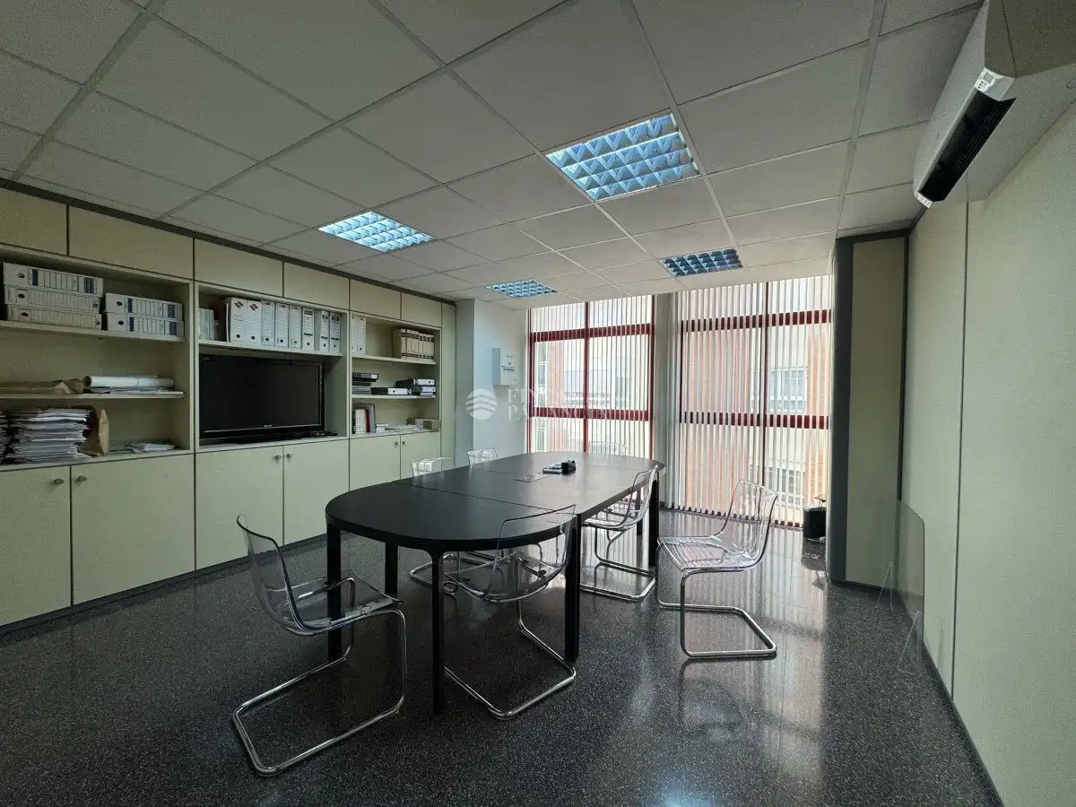 Oficina de alquiler en Segorbe con Aire acondicionado y Calefacción