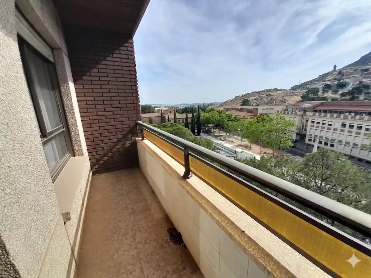 Terrassa de Pis en venda en Puertollano amb Aire condicionat, Parquet i Balcó