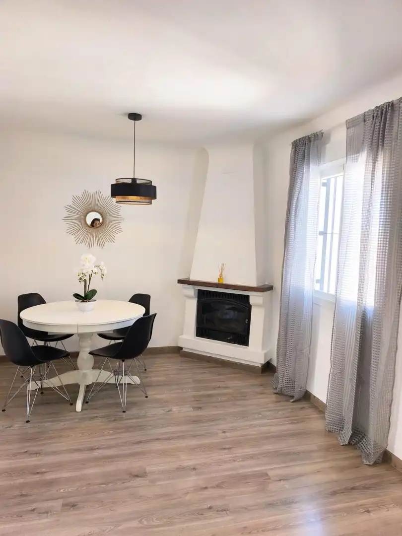 Comedor de Casa adosada de alquiler en Vélez-Málaga