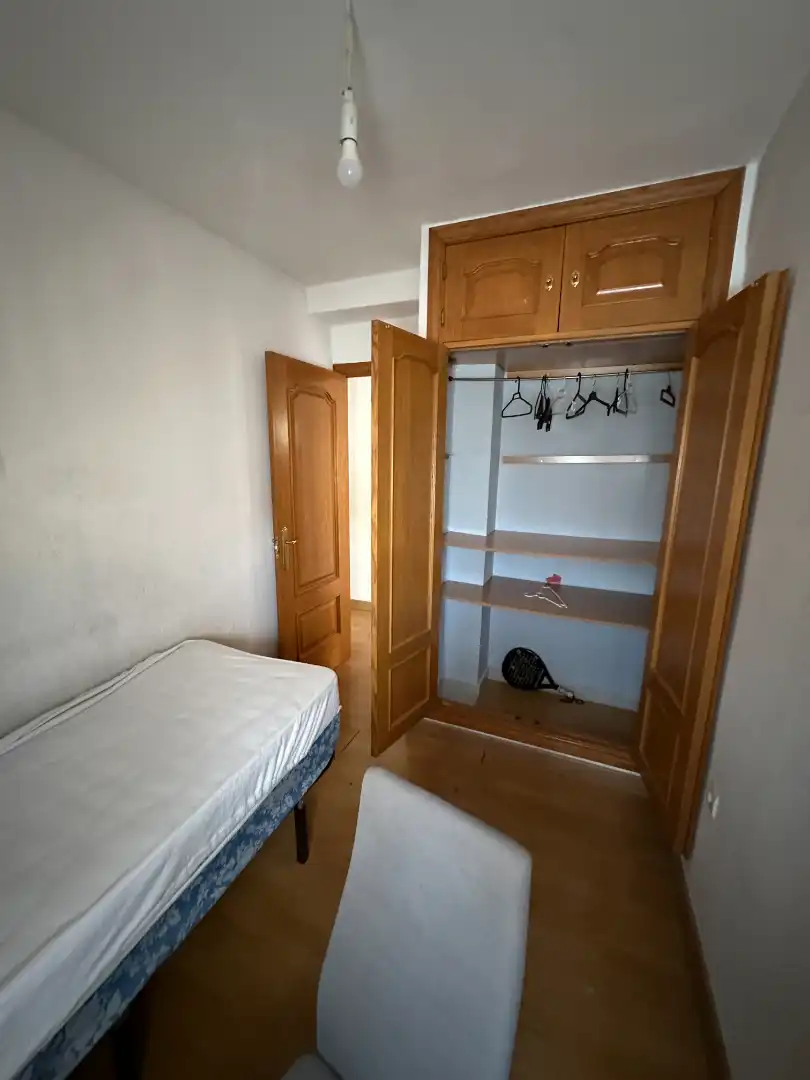 Habitación de Piso en venta en Camas con Aire acondicionado, Terraza y Balcón