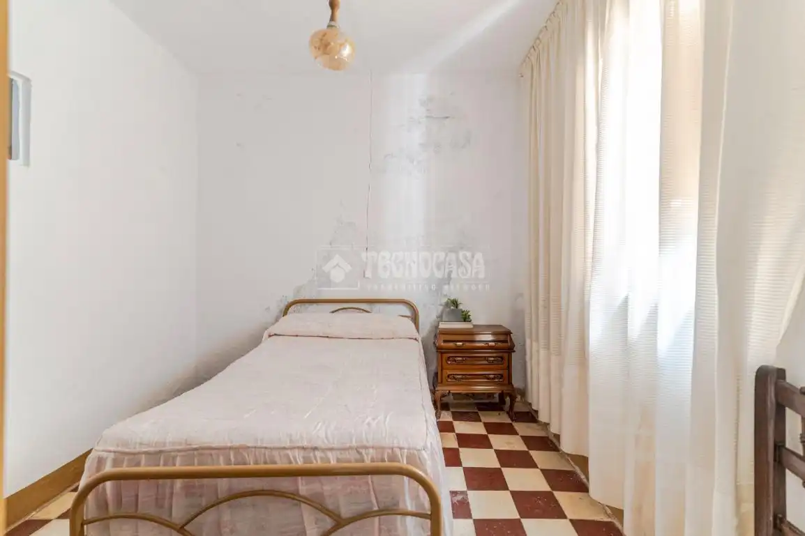 Casa adosada en venta en Otívar