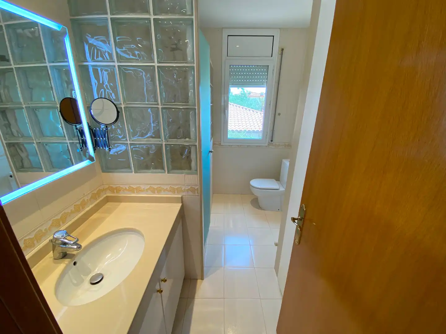 Casa o chalet de alquiler en Carrer dels Garrofers, 5, Migjorn