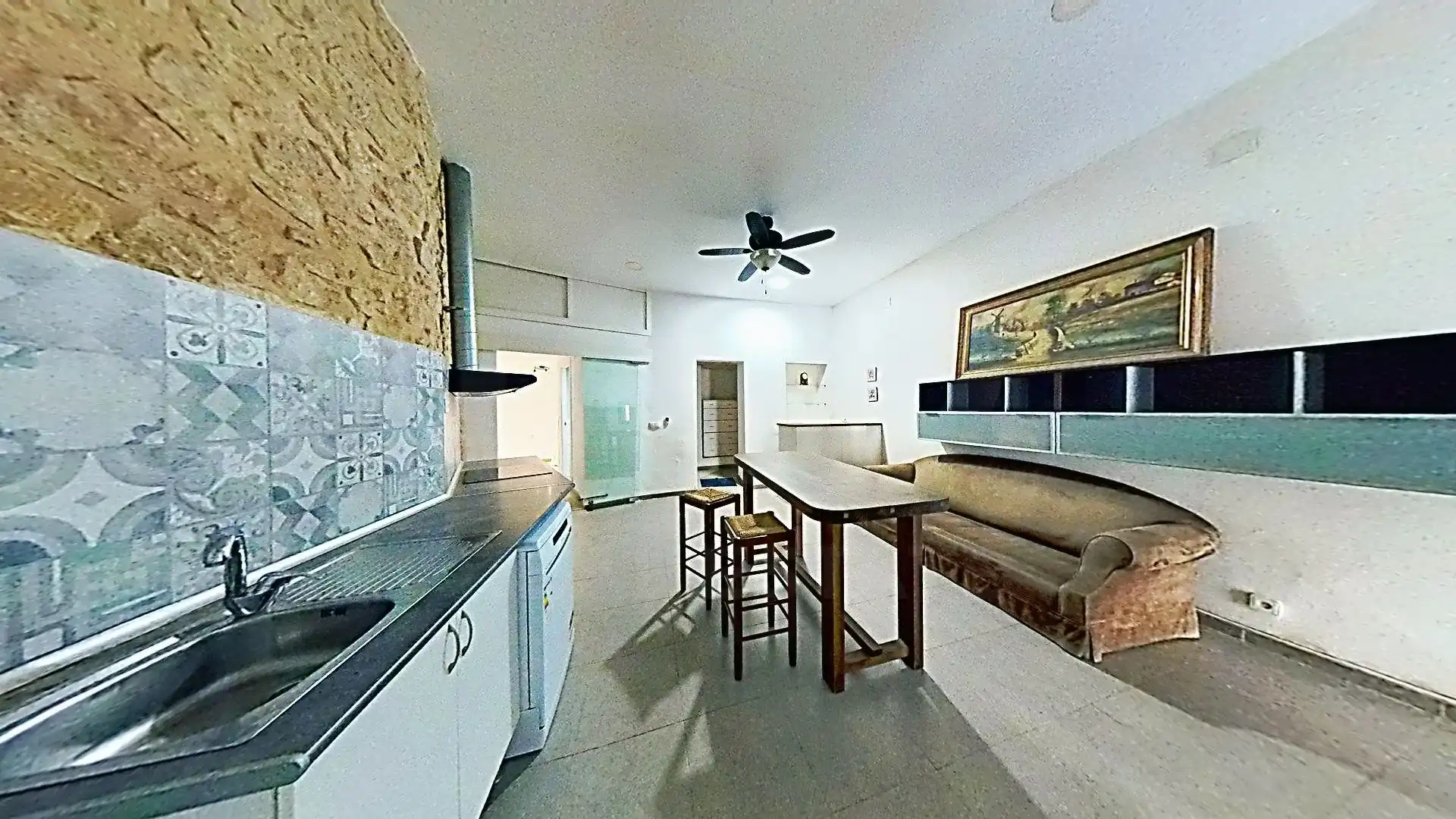 Cocina de Local en venta en Pla - Carolinas