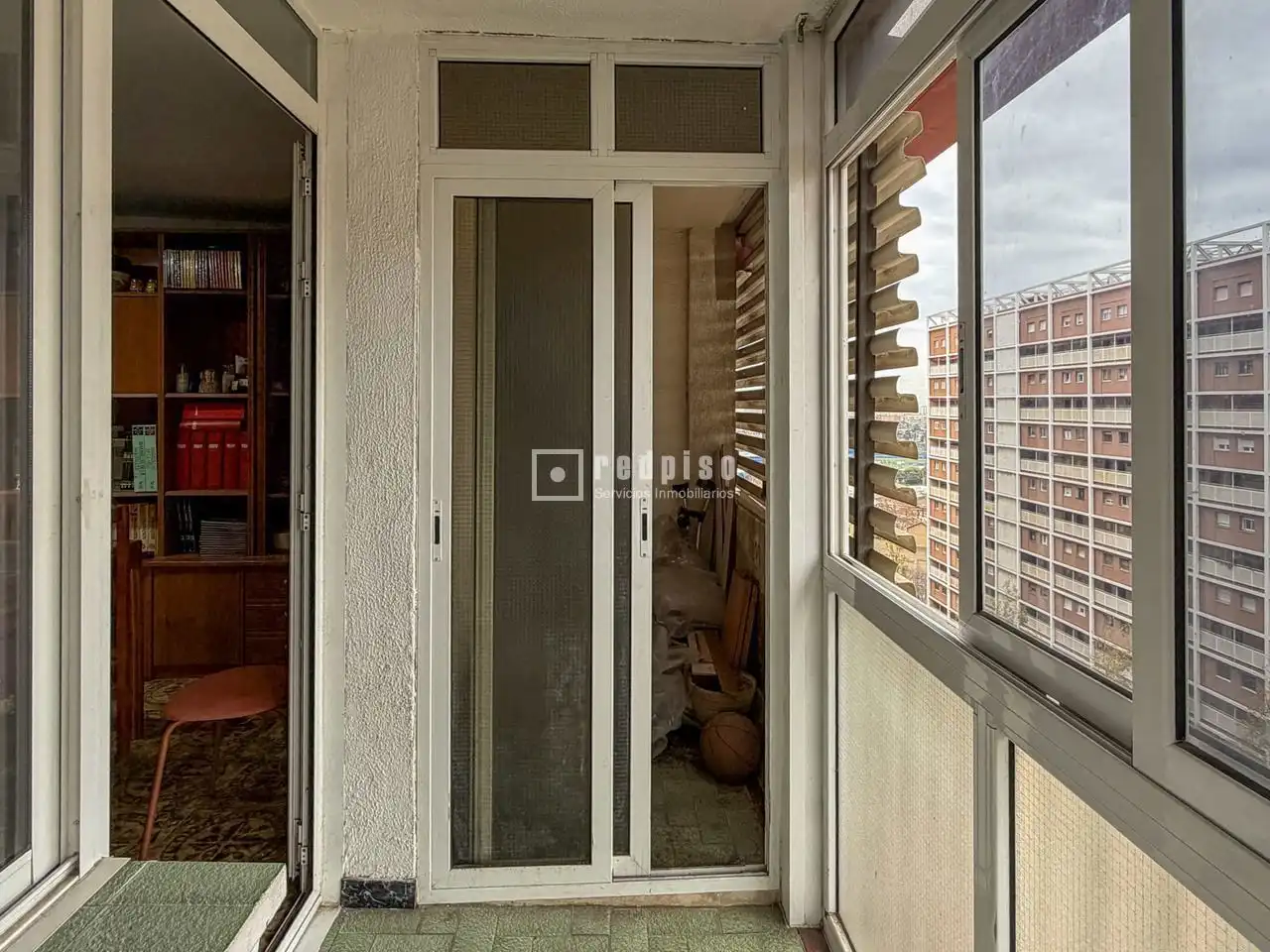 Piso en venta en La Verneda i la Pau