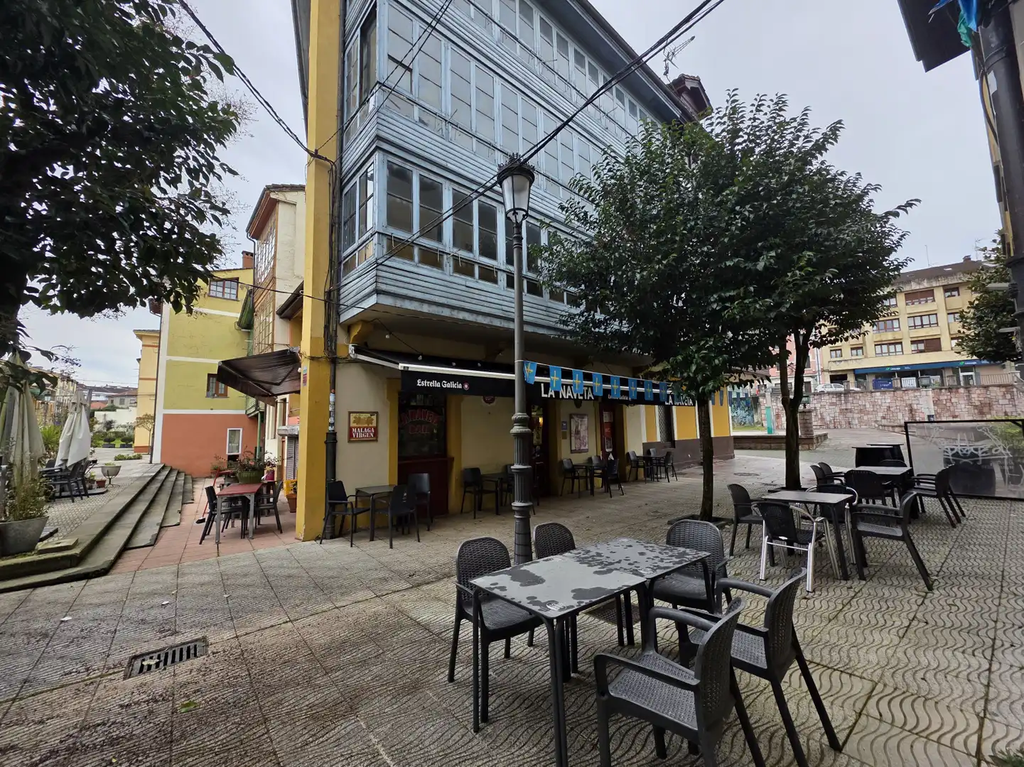Einfamilien-Reihenhaus zum Verkauf in Nava mit Terrasse