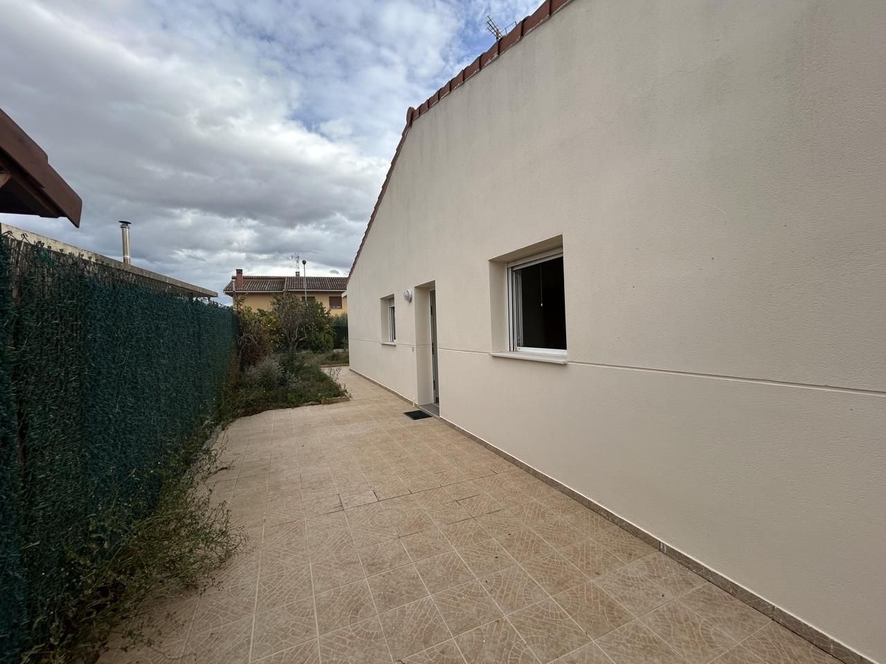Exterior view of Single-family semi-detached for sale in Pitillas  with Heating, Private garden and Storage room