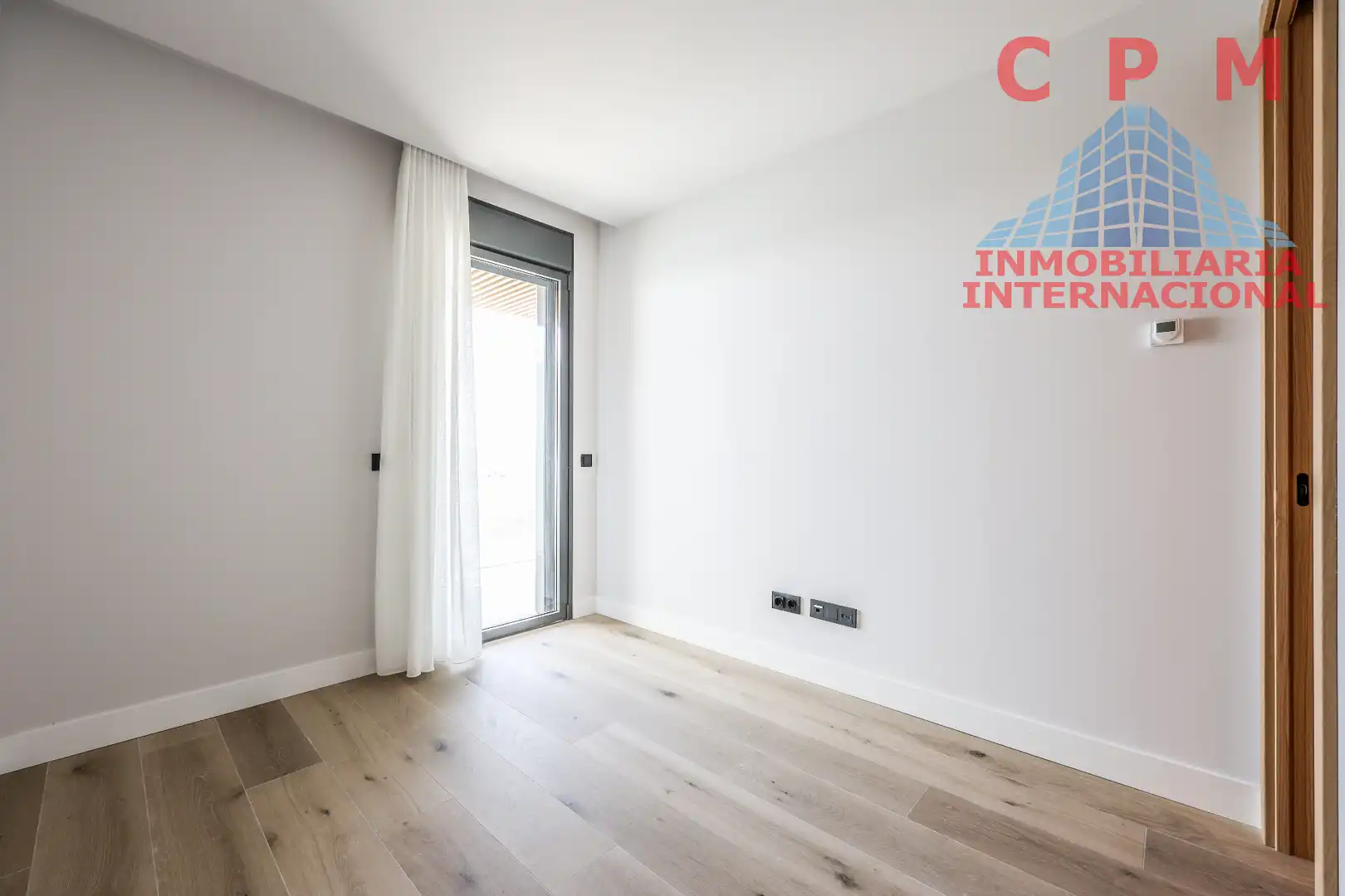 Bedroom of Flat for rent in Madrid  with Air Conditioner, Heating and Parquet flooring