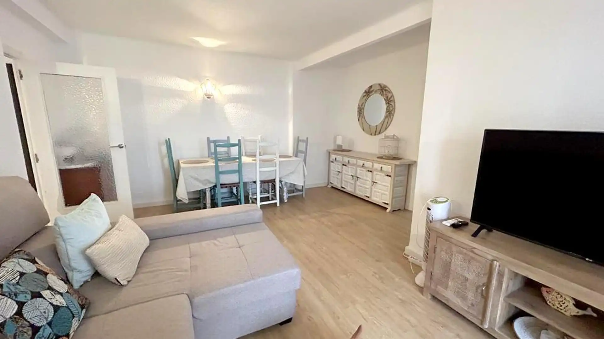 Comedor de Apartamento de alquiler en Jávea / Xàbia con Aire acondicionado, Terraza y Amueblado