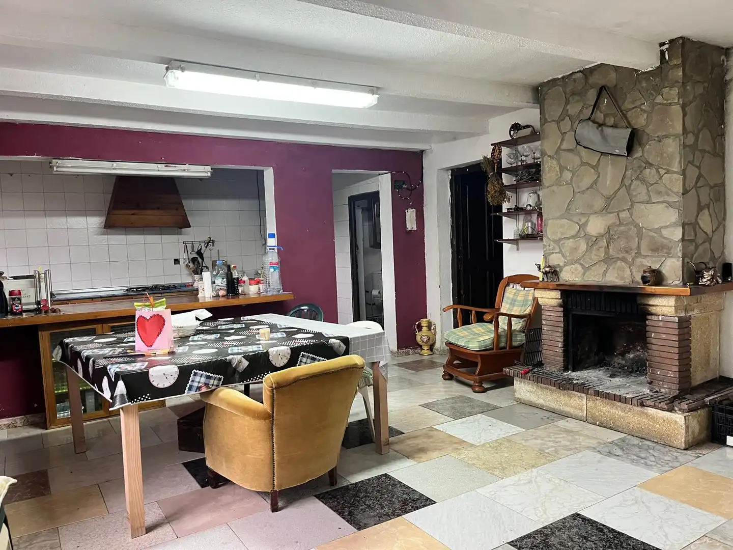 Cocina de Finca rústica en venta en El Grado con Jardín privado