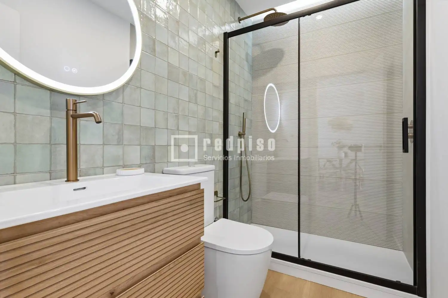 Bathroom of Flat for sale in Massamagrell, Valencia