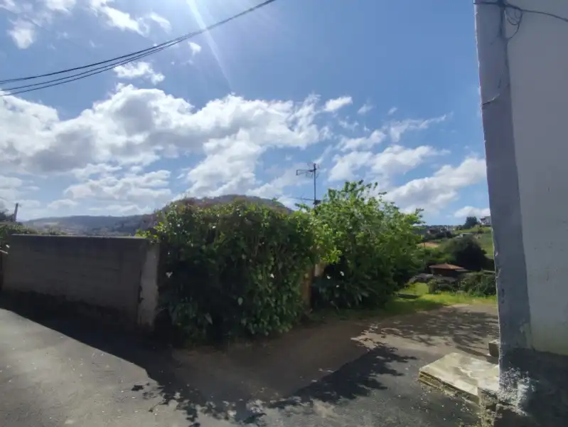 Casa adosada en venda en Pravia