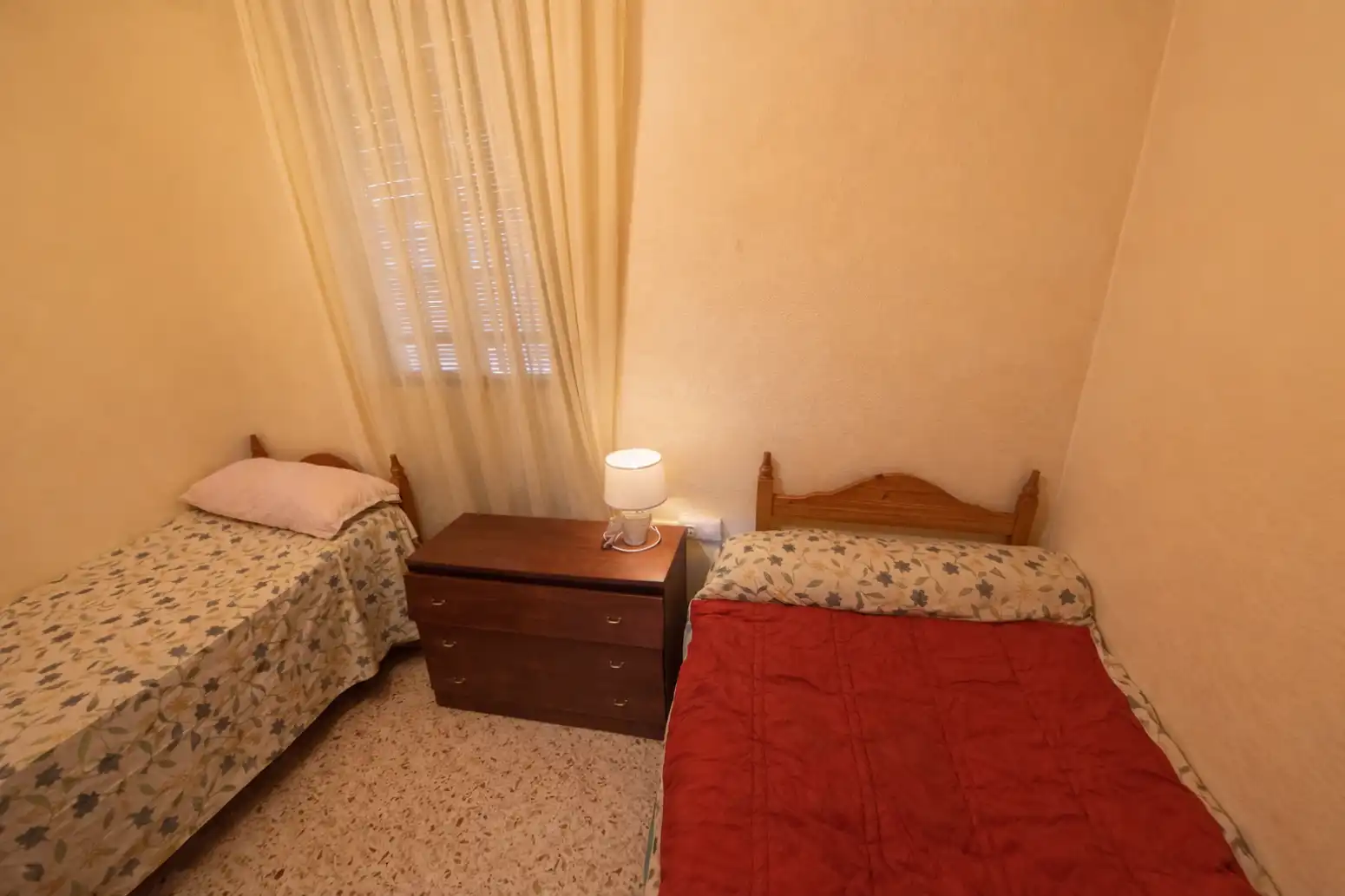 Habitación de Casa o chalet en venta en Algímia de Alfara con Jardín privado, Trastero y Piscina