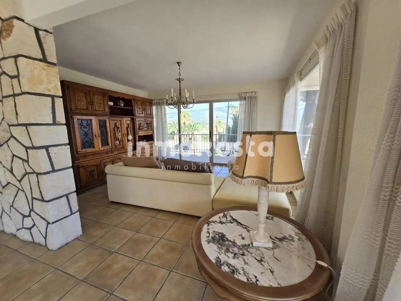 Living room of Houses for sale in L'Alfàs del Pi  with Air Conditioner, Heating and Private garden