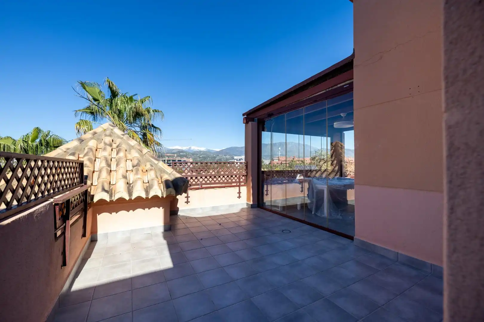 Terrasse von Dachboden zum Verkauf in Motril mit Klimaanlage, Terrasse und Abstellraum