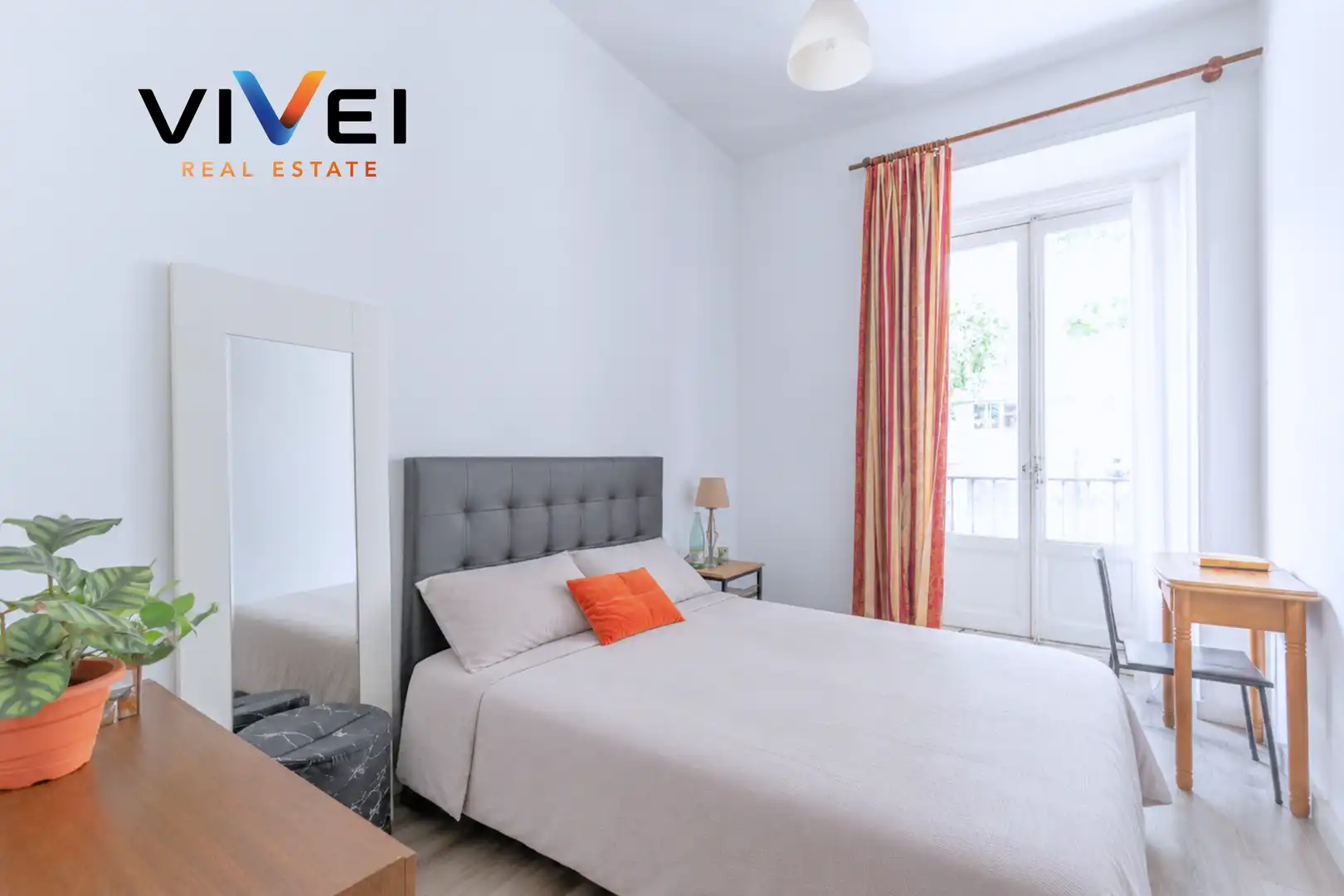 Habitación de Piso en venta en Madrid con Calefacción y Balcón