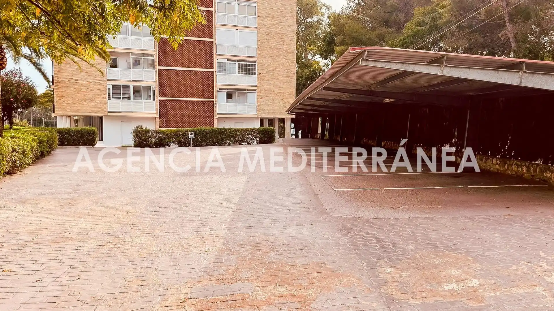 Apartamento con terraza en venta en Las Rotas / Les Rotes, imagen 44