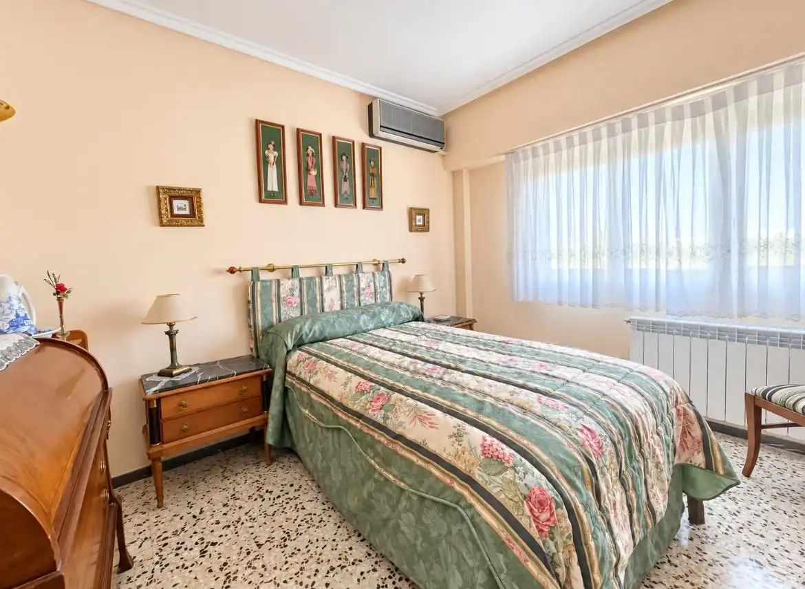 Habitación de Piso en venta en Zaragoza con Calefacción