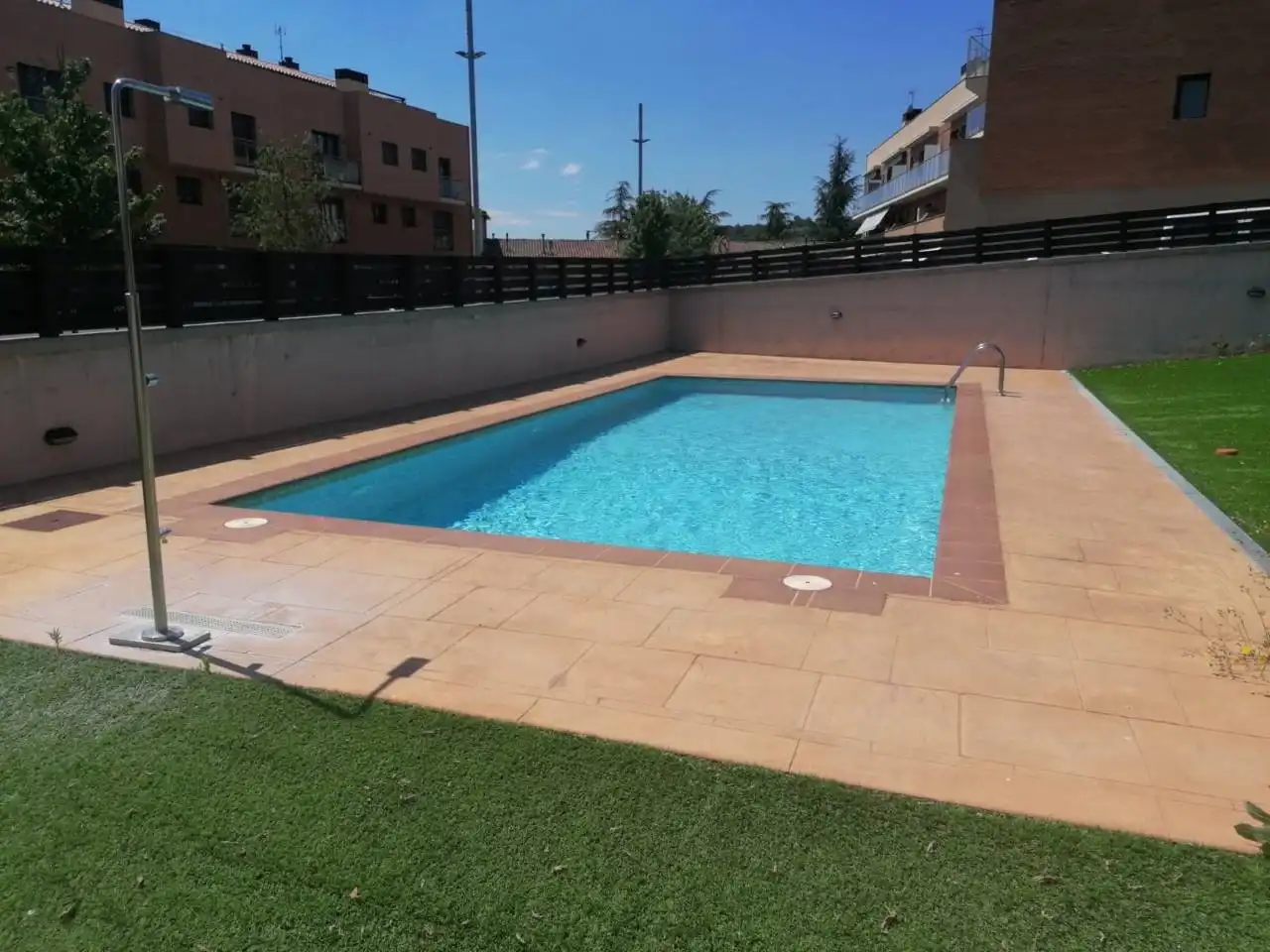 Piscina de Piso en venta en Gironella con Calefacción, Jardín privado y Parquet