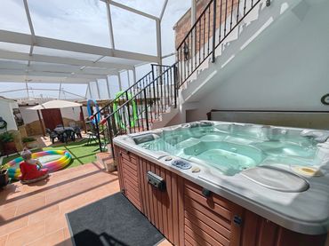 Maison avec jardin à vendre à Calle la Fe 9